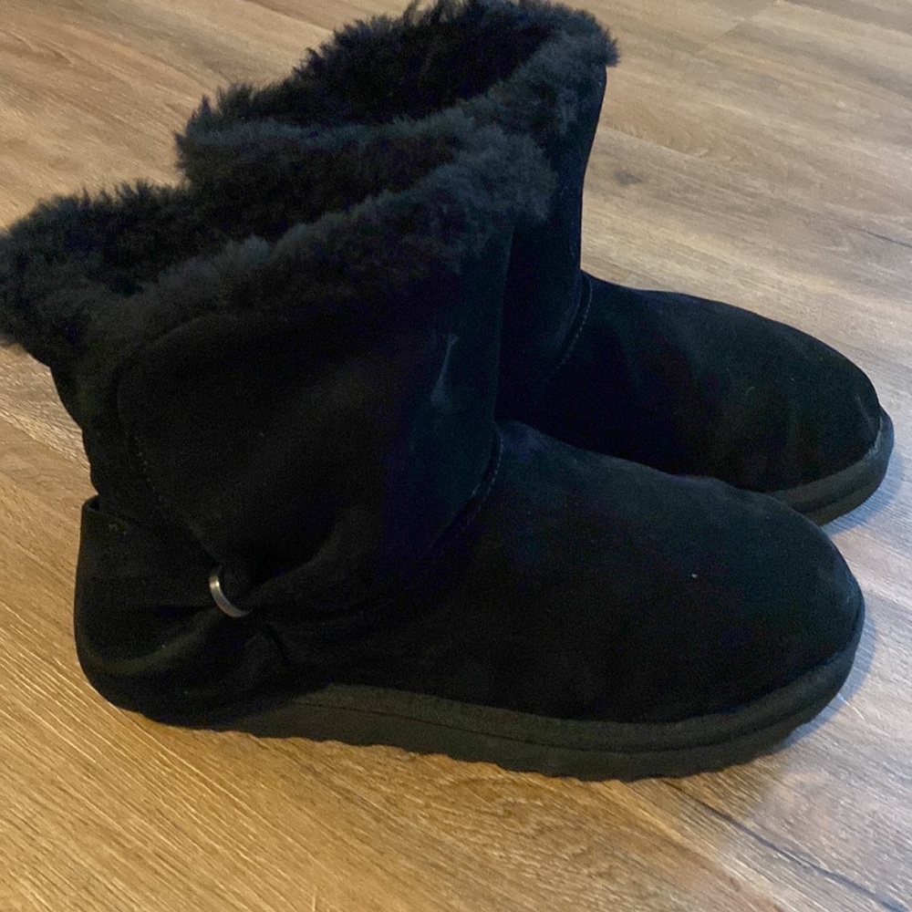 UGG | Classic Mini Twist Boots In Black Size 8.